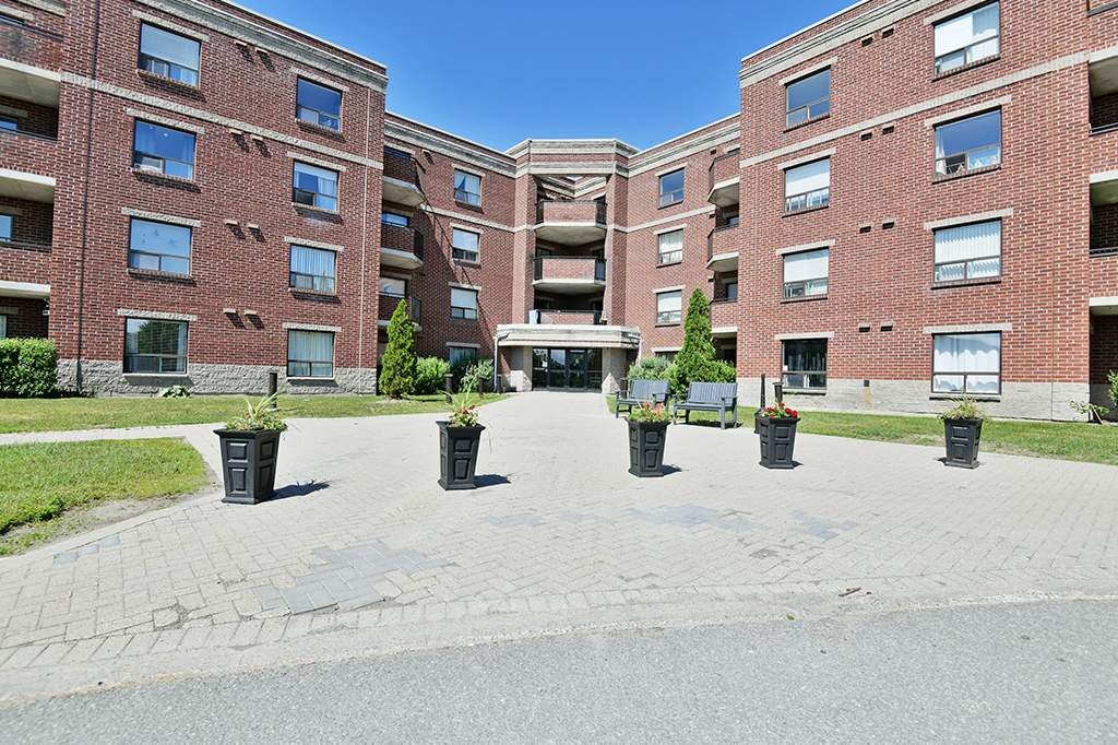 239 Craig Henry Drive, Ottawa, ON, K2G 5V2 - 9