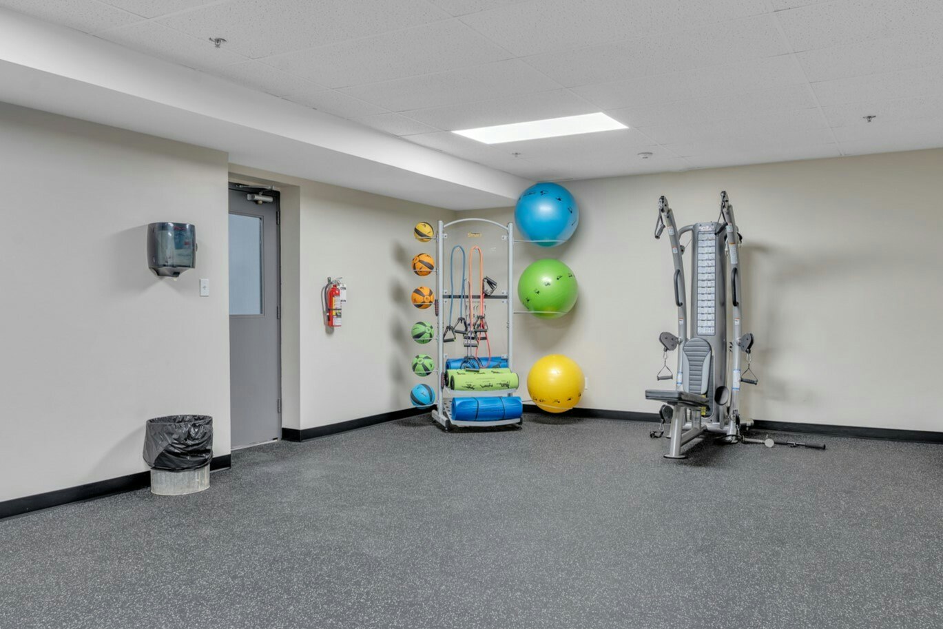 G5-800 Castell Road, Kingston, ON, K7M 4W5 4