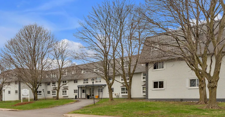 800 Castell Road, Kingston, ON, K7M 4W5 - 3