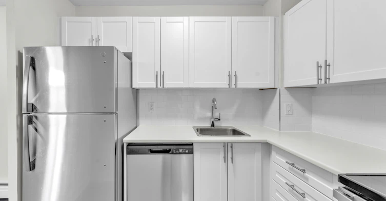 480-606-480 Canatara Court, Kingston, ON, K7M 6G5 - 14
