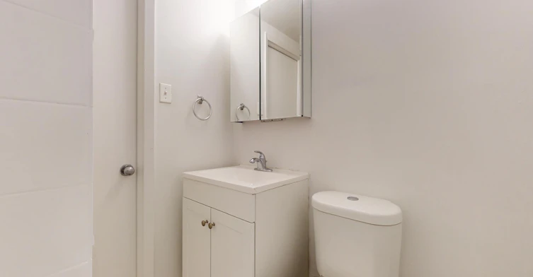 112-335 Cooper Street, Ottawa, ON, K2P 0G6 - 7