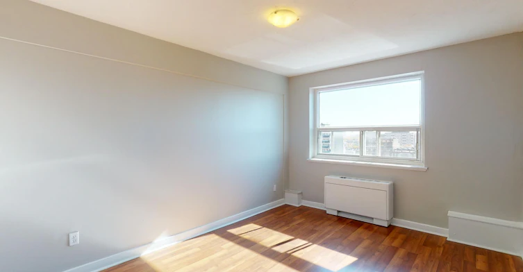 111-335 Cooper Street, Ottawa, ON, K2P 0G6 - 4