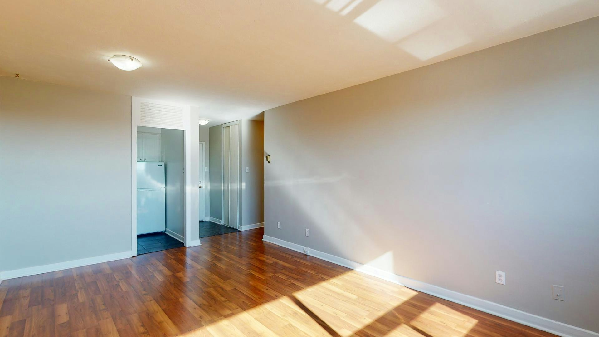 111-335 Cooper Street, Ottawa, ON, K2P 0G6 - 8
