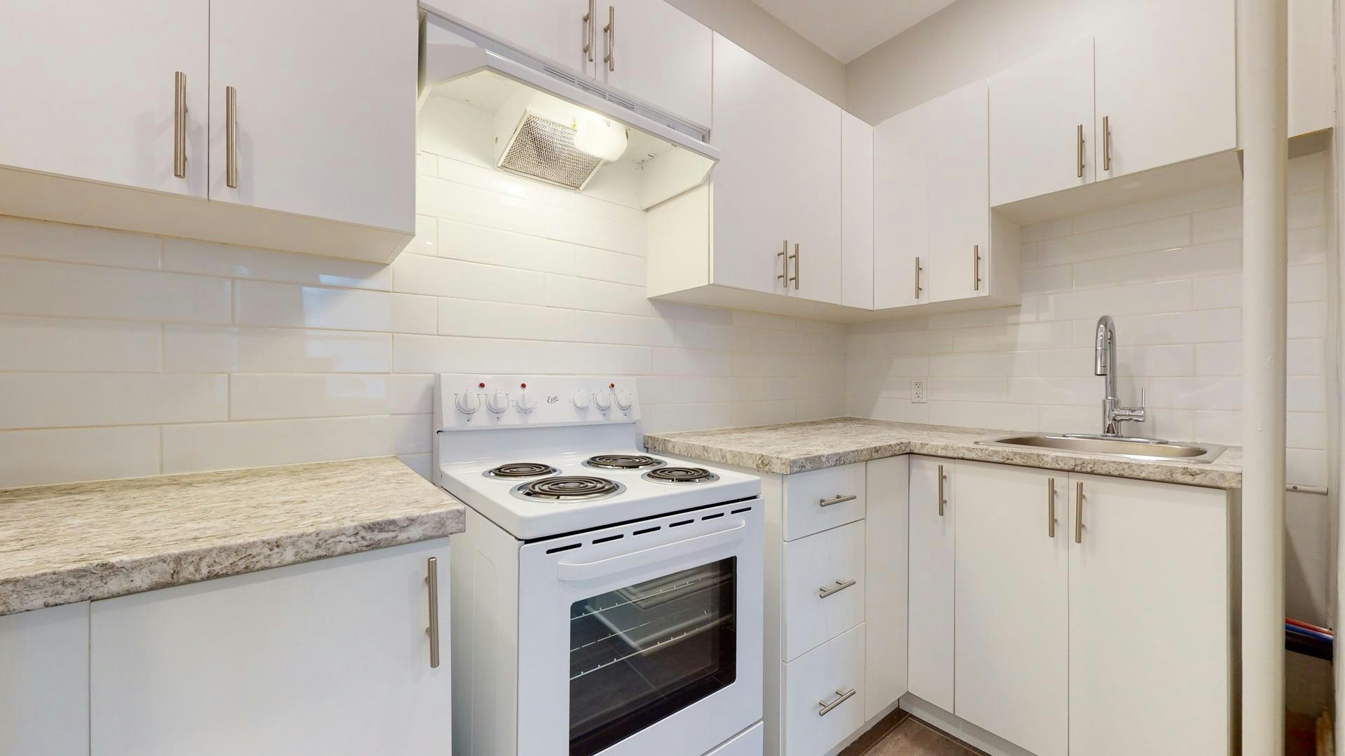 36-384 Maclaren Street, Ottawa, ON, K2P 1X7 - 12