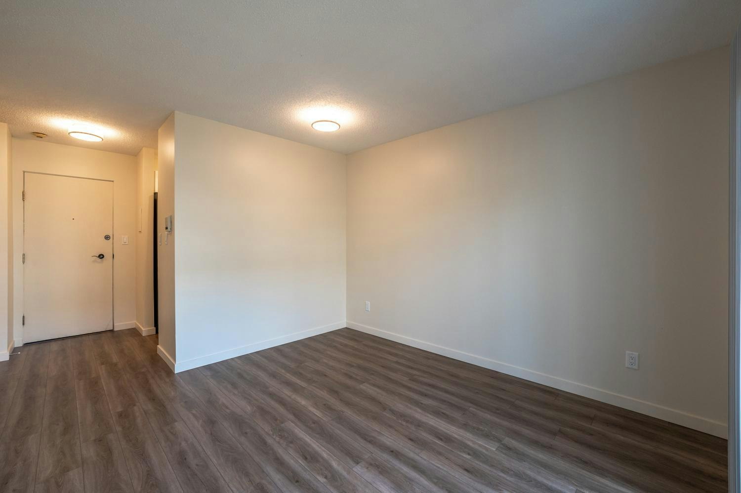 205-973 Forestbrook Drive, Penticton, BC, V2A 2G2 - 4