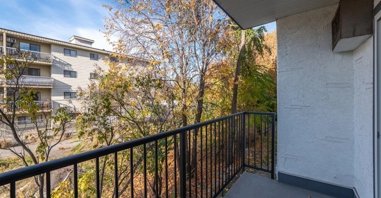 205-973 Forestbrook Drive, Penticton, BC, V2A 2G2 - 16