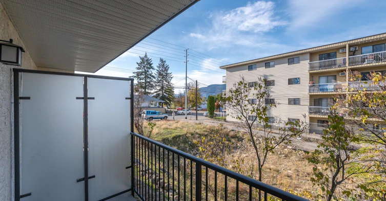 205-973 Forestbrook Drive, Penticton, BC, V2A 2G2 - 18
