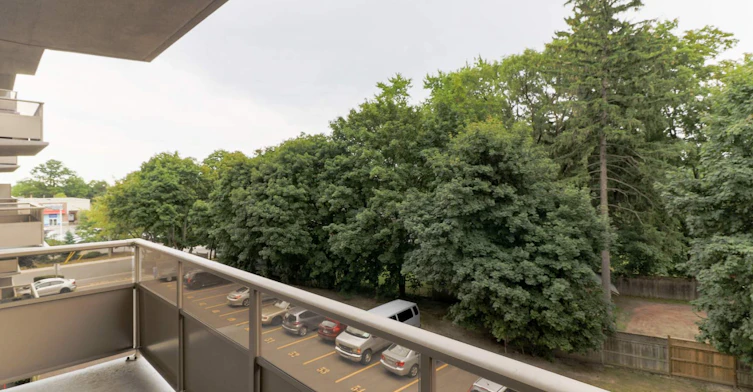345 Lakeshore Road West, Mississauga, ON, L5H 1H3 - 4