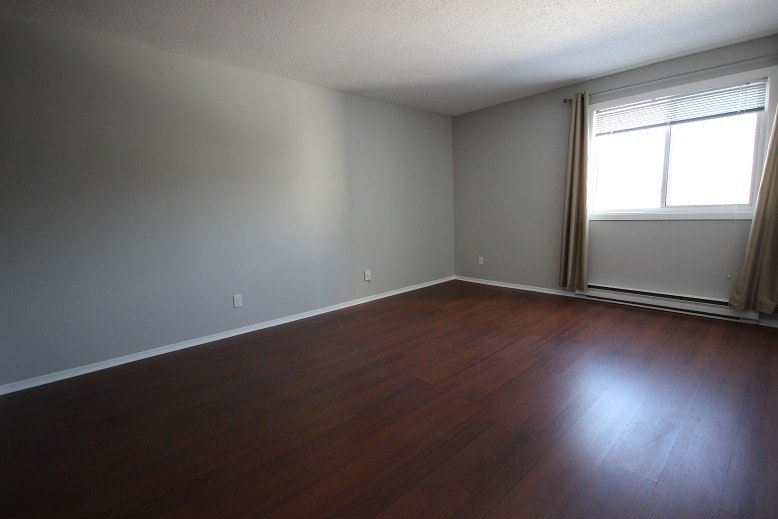 322-318 Lorry Greenberg Drive, Ottawa, ON, K1T 2P4 - 7