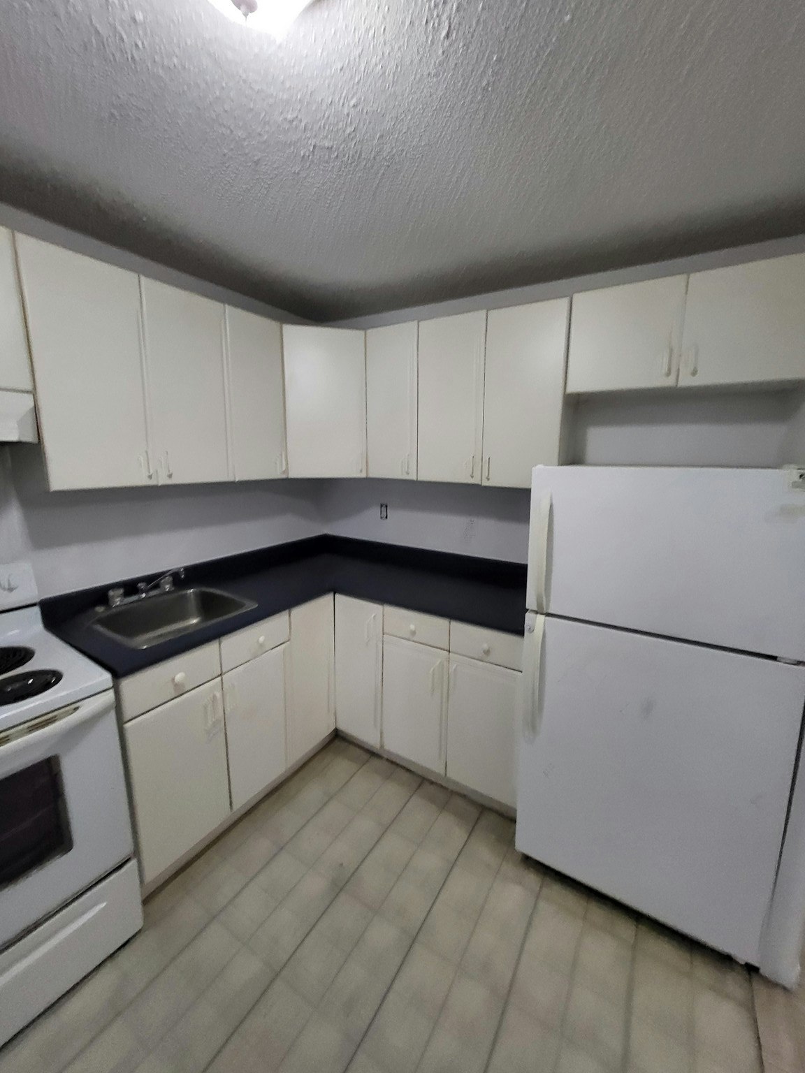 106-2820 Carling Avenue, Ottawa, ON, K2B 7J3 - 3
