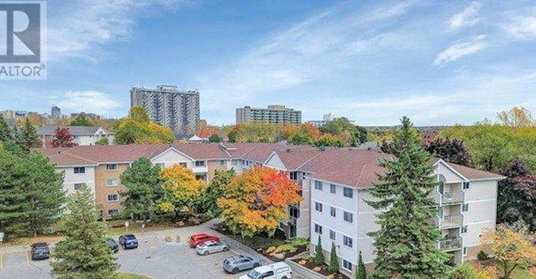 408-270 Brittany Drive, Ottawa, ON, K1K 4M4 - 2