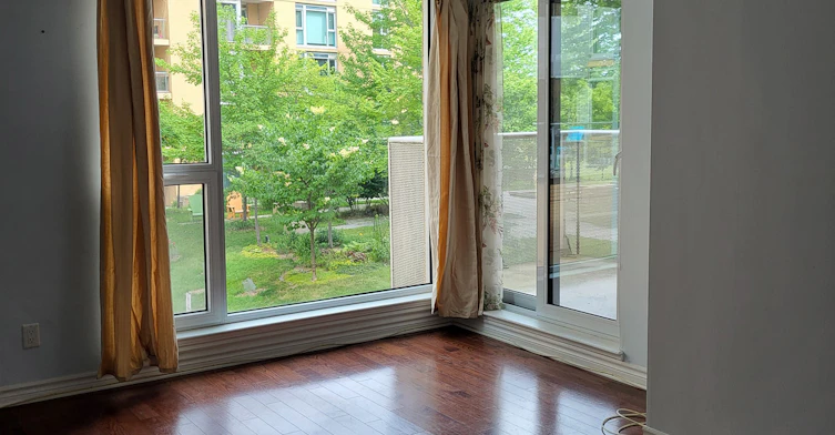 215-250 Lett Street, Ottawa, ON, K1R 0A8 - 2