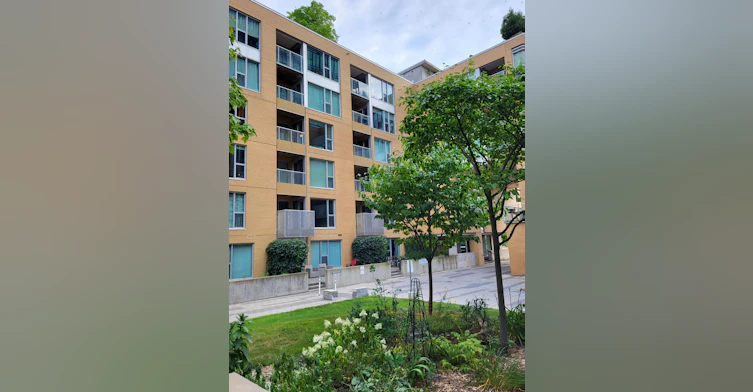 215-250 Lett Street, Ottawa, ON, K1R 0A8