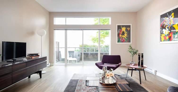 307-1933 East 41st Avenue, Vancouver, BC, V5P 4Y4 - 3
