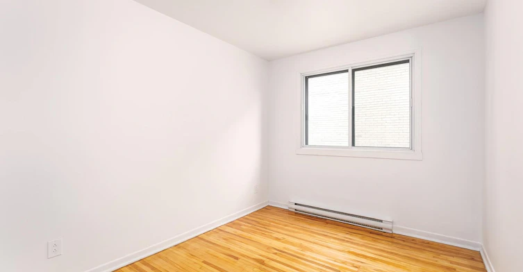 15-3860 Martial, Montréal, QC, H1H 1W7 - 2
