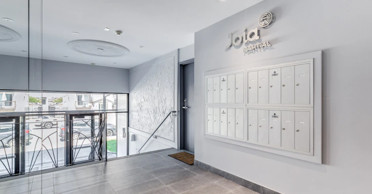 15-3860 Martial, Montréal, QC, H1H 1W7 - 9