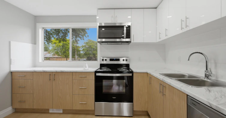13, 24-311 Bunting Road, St. Catharines, ON, L2M 3Y4 - 2