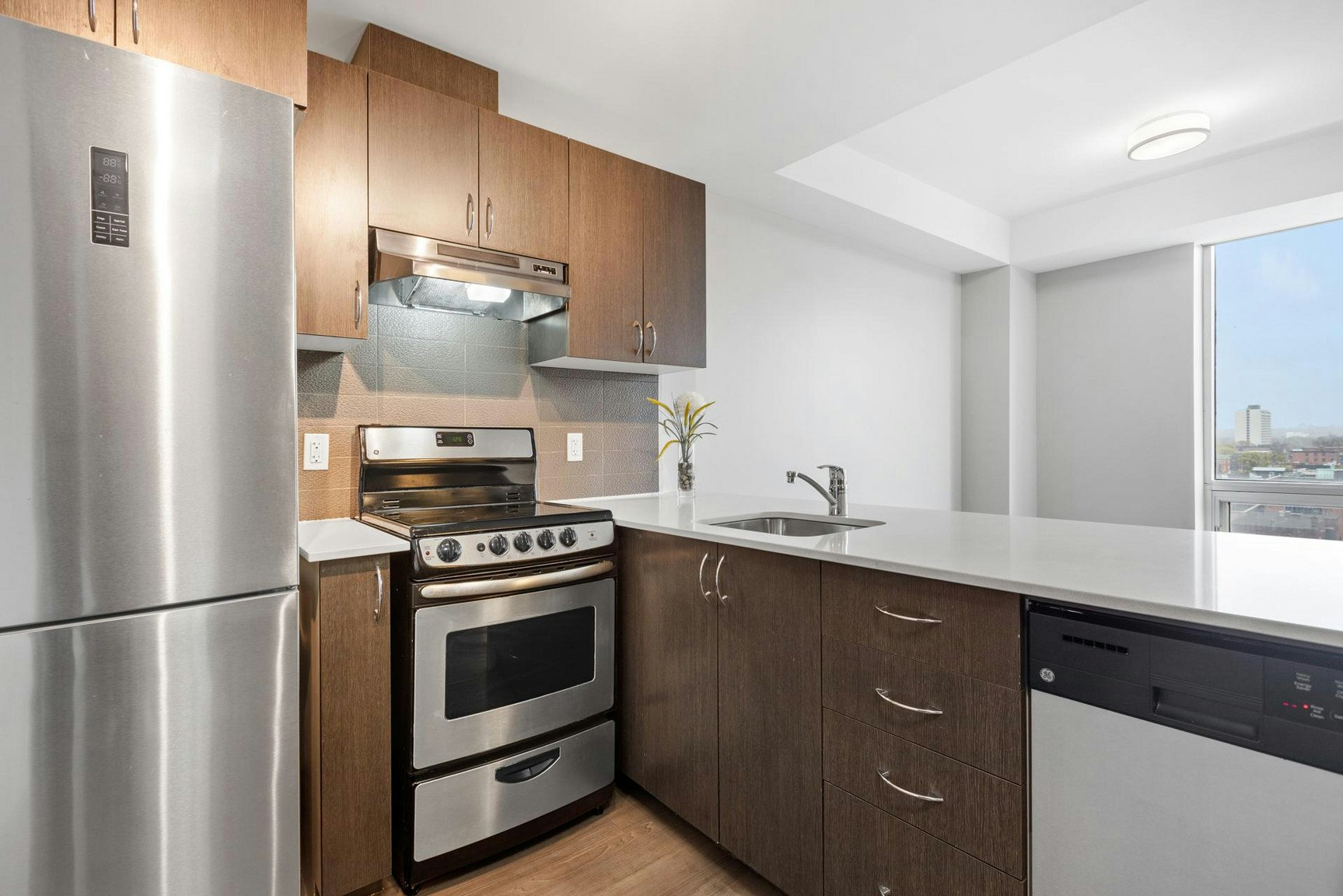 706-169 Lisgar Street, Ottawa, ON, K2P 0C3 - 4