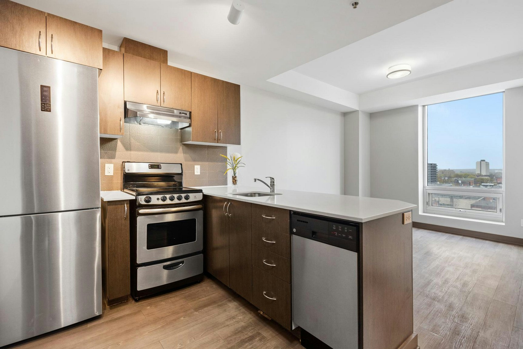 706-169 Lisgar Street, Ottawa, ON, K2P 0C3 - 3