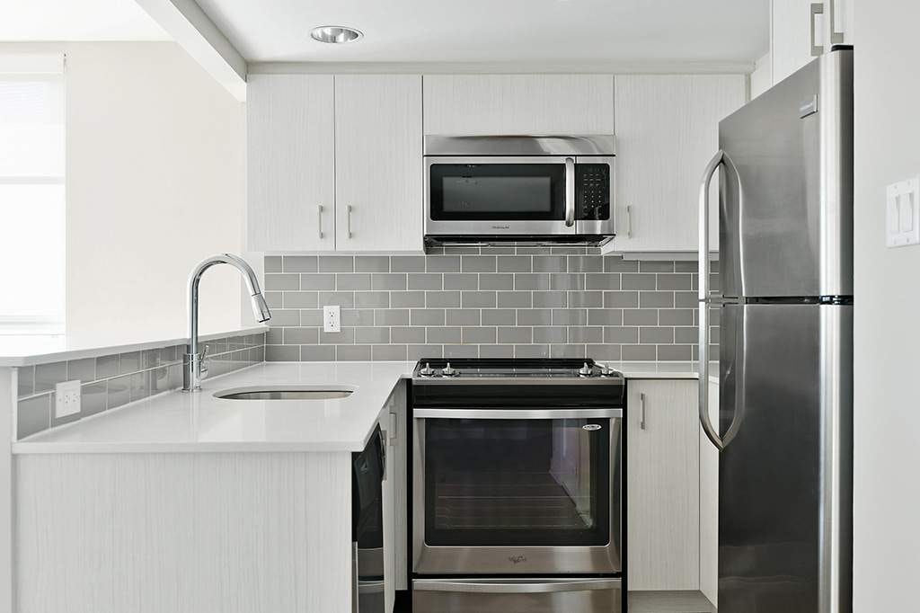 185 Lyon Street North, Ottawa, ON, K1R 7Y4 - 4
