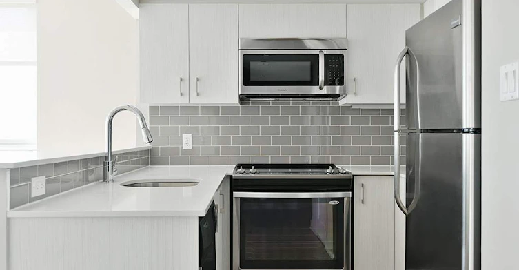 185 Lyon Street North, Ottawa, ON, K1R 7Y4 - 4