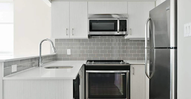 185 Lyon Street North, Ottawa, ON, K1R 7Y4 - 4