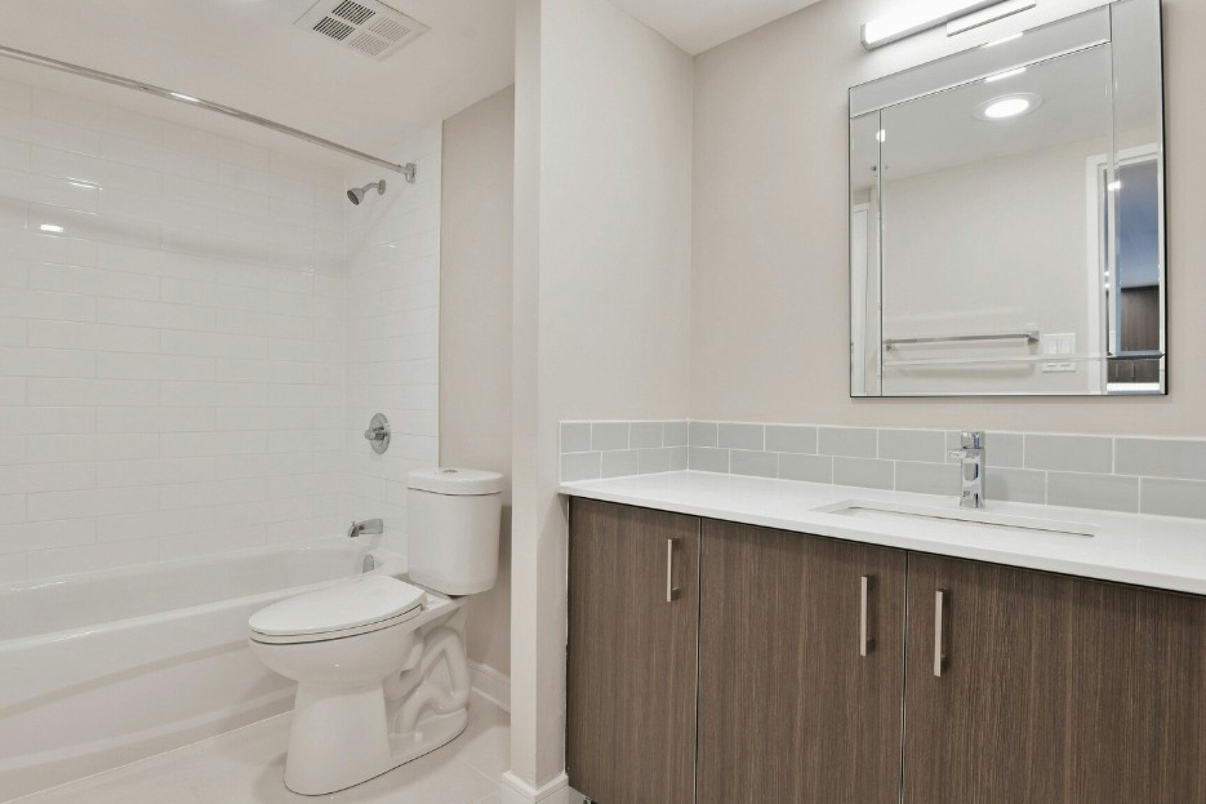 21-185 Lyon Street North, Ottawa, ON, K1R 7Y4 - 5
