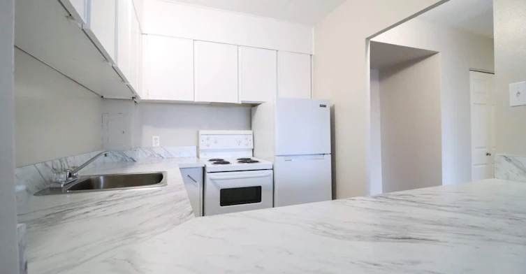 321 Waverley Street, Ottawa, ON, K2P 0W2 - 4