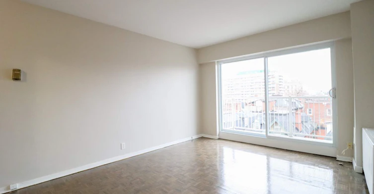 321 Waverley Street, Ottawa, ON, K2P 0W2