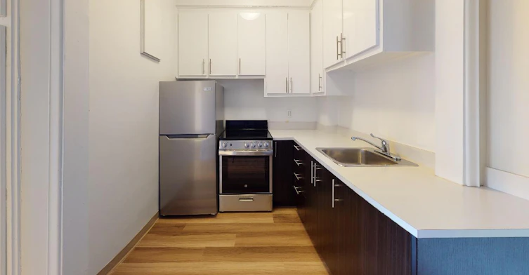 0601-4875 Dufferin, Hampstead, QC, H3X 2E5 - 4