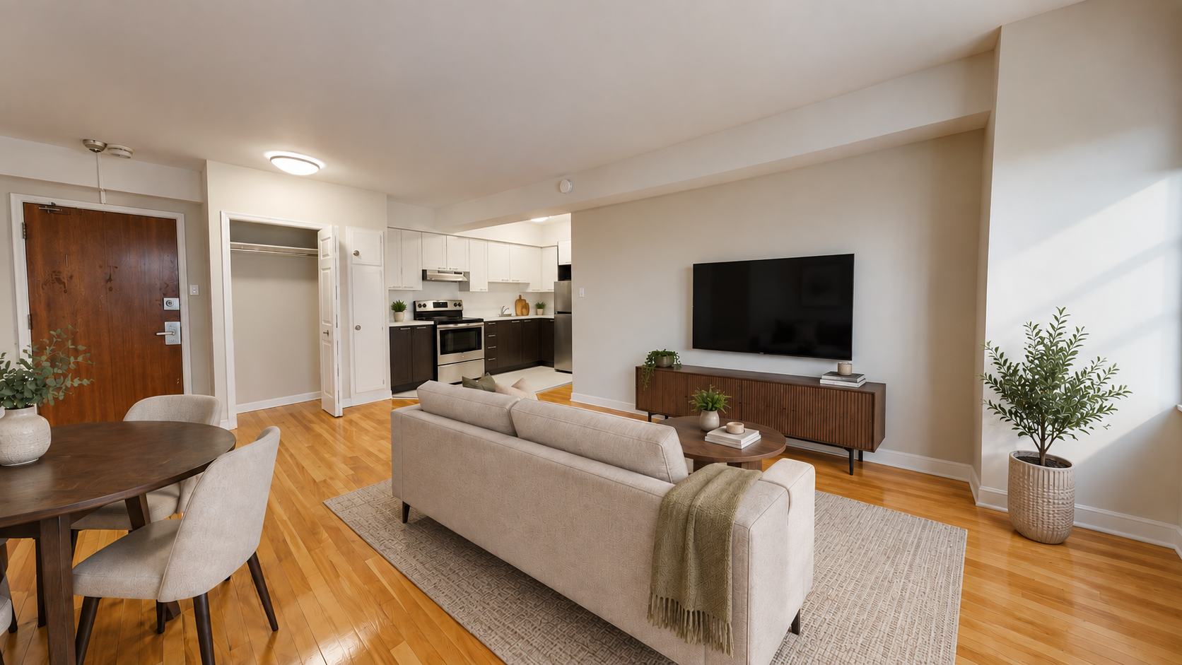 0515-4875 Dufferin, Hampstead, QC, H3X 2E5