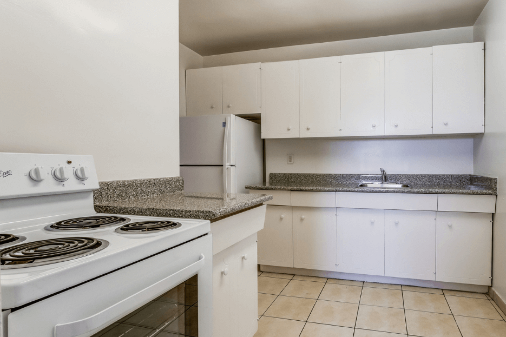 11-37 Lord Seaton Road, Toronto, ON, M2P 1K3 - 3
