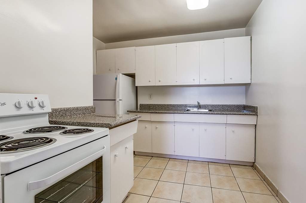 37 Lord Seaton Road, Toronto, ON, M2P 1K3 - 7