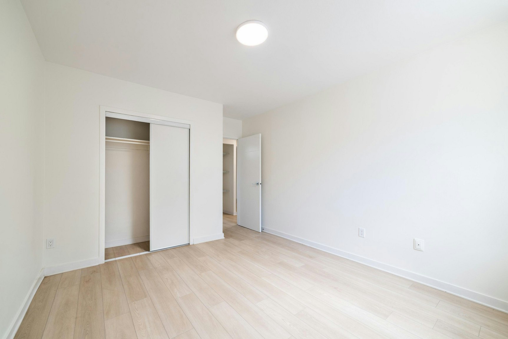 0406-1015  Orchard, Mississauga, ON, L5E 2N8 - 3