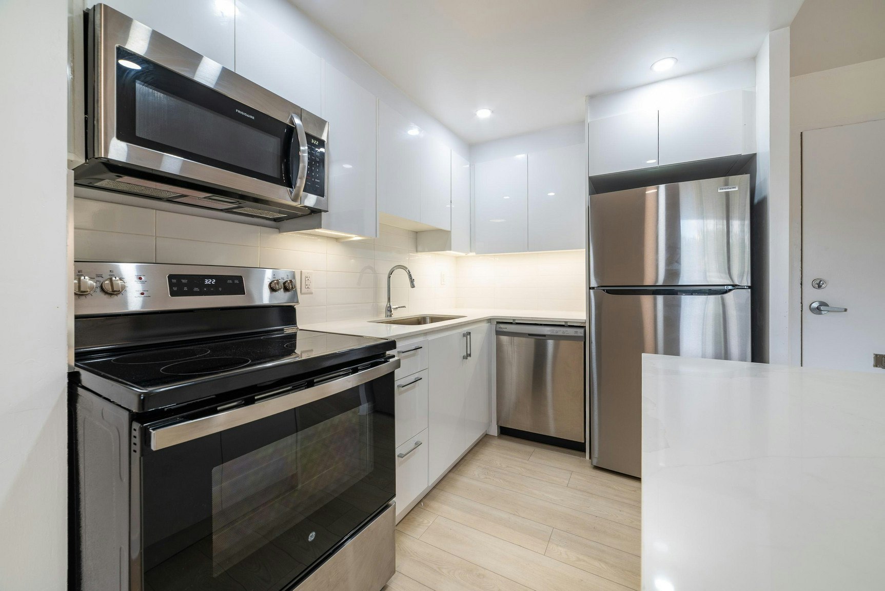 0406-1015  Orchard, Mississauga, ON, L5E 2N8