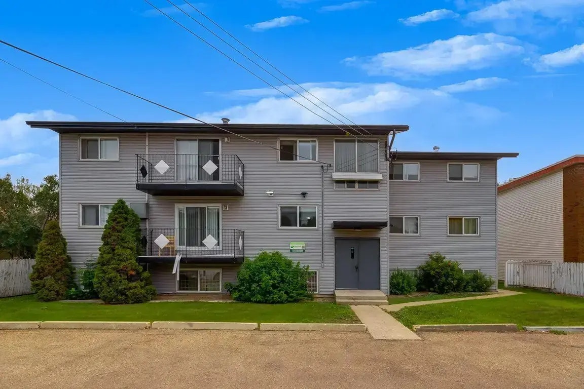 102-12430 82 Street NW, Edmonton, AB, T5B 2X4 - 20