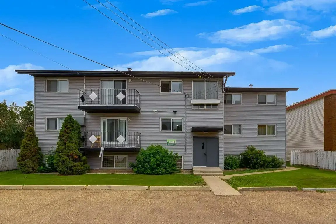 301-12430 82 Street NW, Edmonton, AB, T5B 2X4 - 20