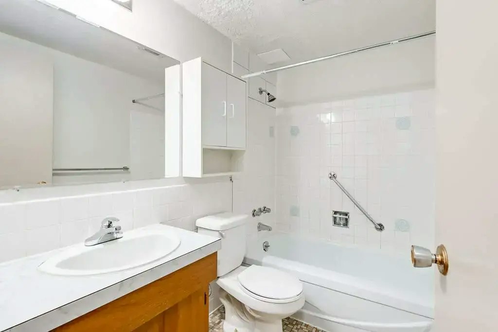 106-268 7a Avenue S, Lethbridge, AB, T1J 1N4 - 4