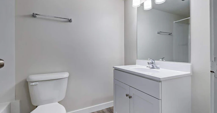 8-239 Avenue E North, Saskatoon, SK, S7L 1R6 - 8
