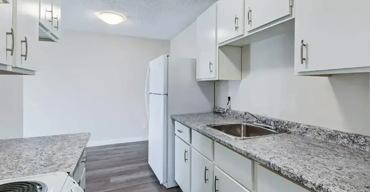C206-865 Confederation Drive, Saskatoon, SK, S7L 5P4 - 9