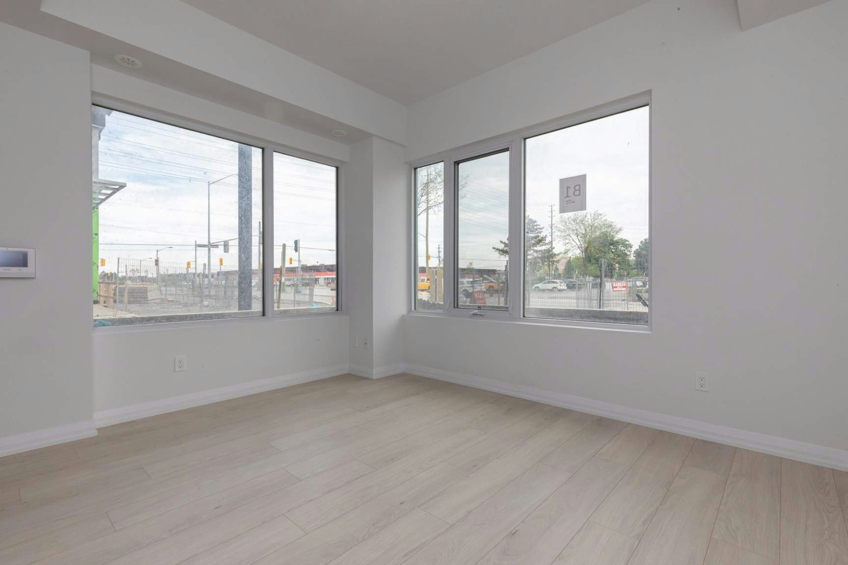 Block E- Townhouse 53-7895 Jane Street, Vaughan, ON, L4K 2M7 - 4
