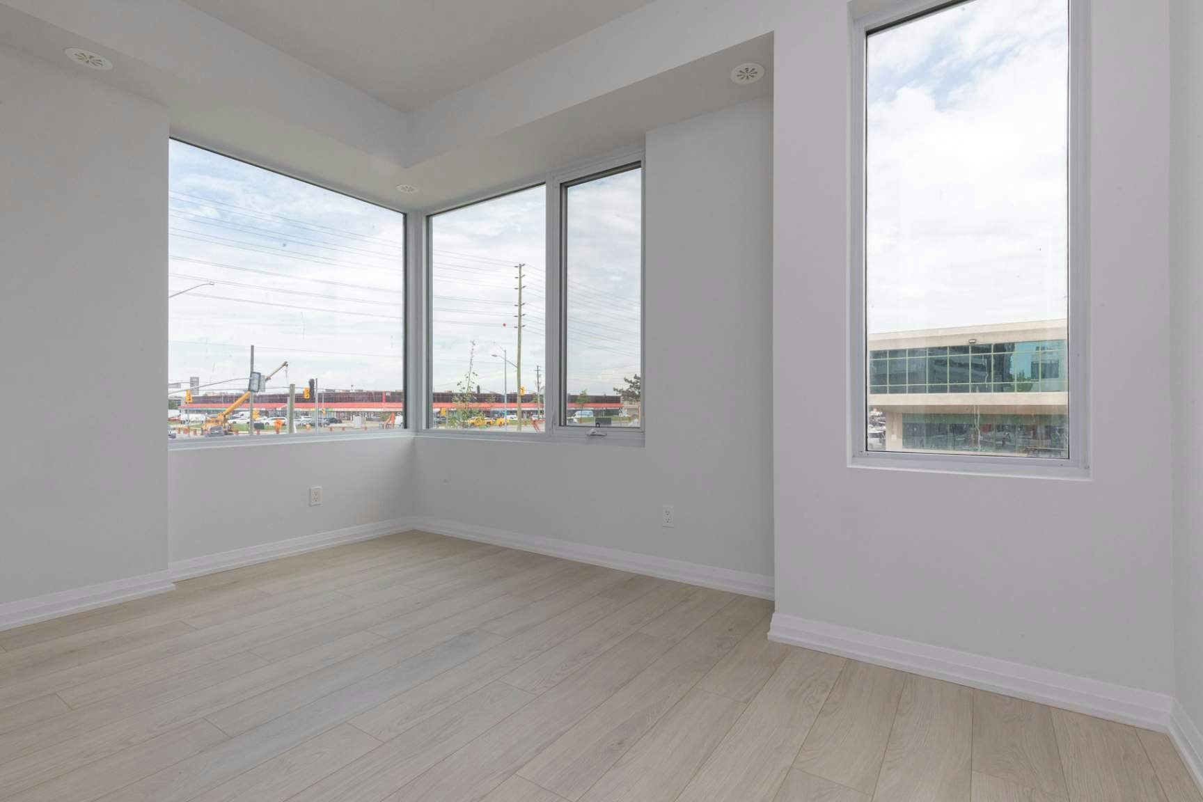 Block E- Townhouse 53-7895 Jane Street, Vaughan, ON, L4K 2M7 - 8