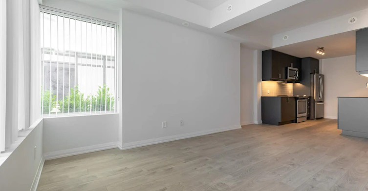 Block B- Townhouse 7-7895 Jane Street, Vaughan, ON, L4K 2M7 - 7