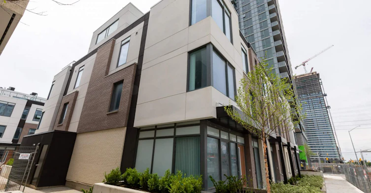 Block B- Townhouse 7-7895 Jane Street, Vaughan, ON, L4K 2M7
