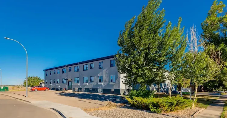 17-824 4th Street S, Lethbridge, AB, T1J 2A9 - 9