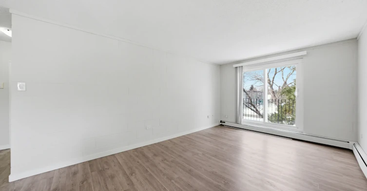 2-2969 Preston Avenue, Saskatoon, SK, S7J 2G8 - 4