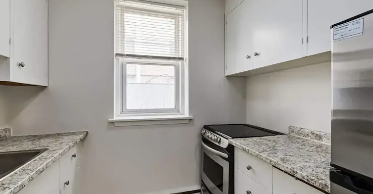 105-327 11th Street E, Saskatoon, SK, S7N 0E5 - 3