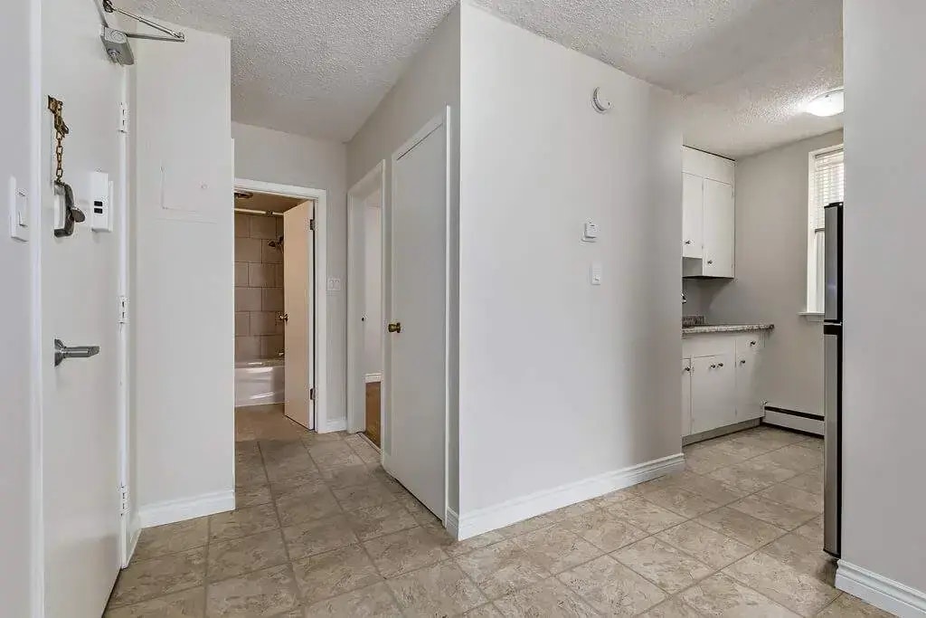 105-327 11th Street E, Saskatoon, SK, S7N 0E5 - 5