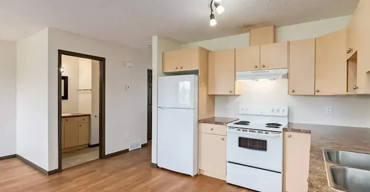 19-55 Pleasant Park Rd W, Brooks, AB, T1R 1J6 - 6