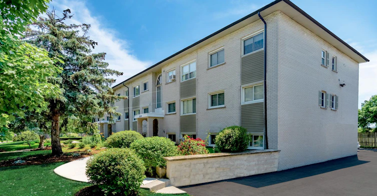 1050 Highland Street, Burlington, ON, L7R 3T9